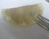 おつまみにも♪　餃子の皮で簡単サモサ作り方2写真