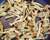 ご飯がすすむ⭐しめじと竹輪のマヨポン炒め作り方2写真