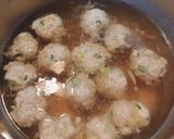 鶏団子とキャベツのコンソメスープ作り方13写真