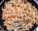 簡単☆絶品☆フライドポテトのイカ塩辛和え作り方2写真