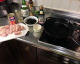 スキレットで簡単！鶏もも肉のトマト缶煮込作り方1写真