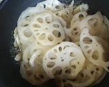 レンコンと鶏ささみの梅干し和え作り方5写真