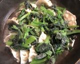 冷凍餃子でもやし豚キムチ風☆作り方3写真
