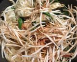 冷凍餃子でもやし豚キムチ風☆作り方4写真