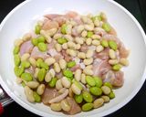 簡単！ほったらかし☆鶏豆の白だし煮作り方1写真