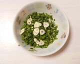 鶏胸肉しゃぶしゃぶニラポン酢(沢田風)作り方1写真