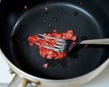 無着色できれいな色「れんこんのイチゴ煮」作り方2写真