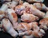 鶏手羽元とごぼうの白ワイン煮作り方4写真