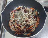 ゆで干し大根とかえり煮干しの炒め物作り方4写真