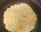 離乳食☆ゆでうどんで手掴みお好み焼き♬作り方3写真