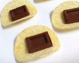 アレンジ自在のチョコサンドポテトチップス作り方2写真