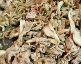 牛肉と舞茸と糸こんにゃくの甘辛炒め作り方3写真