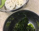 香ばしプラス☆レンコンとわかめの酢の物☆作り方1写真