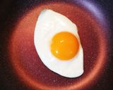 【猿でも出来る！！！】目玉焼きトースト作り方1写真