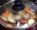 めんつゆで簡単旨し♡野菜と豚肉の煮物作り方5写真