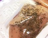 下味つけてレンチンで！ハーブサラダチキン作り方2写真