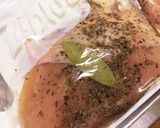 下味つけてレンチンで！ハーブサラダチキン作り方3写真