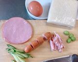 朝食に!ソーセージ花で可愛い玉子サンド作り方1写真
