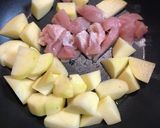 フライパンだけで茄子チーズトマト煮込み☆作り方1写真