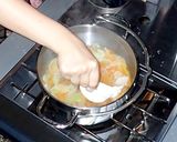 【キャンプ飯】餃子鍋作り方5写真