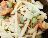 おやつラーメン●チーズ&野菜ミックス作り方1写真