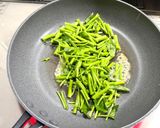 刻みニンニクで旨み爆上げ!空芯菜炒め作り方3写真