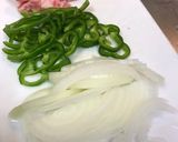 カリカリ揚げの豚バラ乗せピザ風作り方1写真