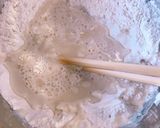 手捏ねで!蜂蜜チーズ&ガーリック七味ピサ作り方2写真