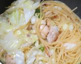 鶏胸肉とキャベツの塩麹ペペロンチーノ作り方11写真