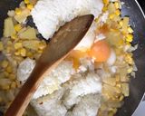 パイナップル炒飯のガーリックチキンのせ作り方3写真