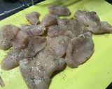 簡単　鶏の胸肉のカレー炒め作り方1写真