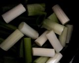コンニャクが主役？牛スジ煮込み作り方3写真