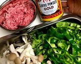 ピーマン、しめじ、ひき肉のカレー炒め作り方2写真