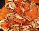 トマト缶と冷凍キノコで！豚肉トマト煮込み作り方2写真