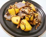 作り置き☆挽肉とじゃが芋の塩昆布煮作り方5写真