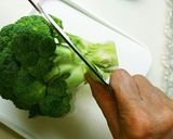 ブロッコリーの茎まで食べてもらう切り方作り方3写真