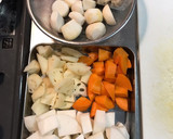 白だしであっさり。根菜と豚肉の煮物作り方1写真