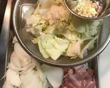 キャベツと玉ねぎのバターカレー炒め作り方1写真