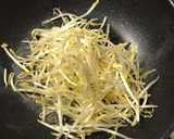 簡単☆美味しい♪もやしの牛脂炒め作り方3写真