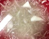 タコと玉ねぎとワカメととろろ昆布の酢の物作り方2写真