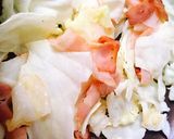 キャンプ朝飯☆キャベ玉ベーコンチーズ作り方1写真
