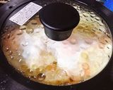 キャンプ朝飯☆キャベ玉ベーコンチーズ作り方3写真