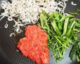 ちりめんじゃこと梅シソの炒めご飯作り方3写真