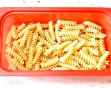 レンジで簡単⭐️フジッリのペペロンチーノ作り方2写真