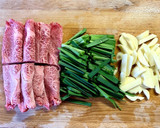 牛肉とじゃがいもとニラの甘辛炒め作り方2写真
