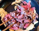 牛肉とじゃがいもとニラの甘辛炒め作り方4写真