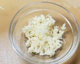 花にらとエビイカミックスの中華炒め作り方2写真