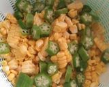 オクラ＆とうもろこしのかき揚げ作り方1写真