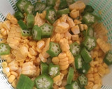 オクラ＆とうもろこしのかき揚げ作り方1写真