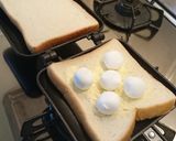 朝食やおやつに、とろ甘ホットサンド。作り方4写真